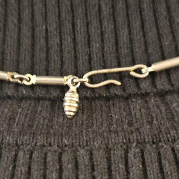 Vintage Silver Tone Necklace with a combination of clear baguette rhinestones - Picture 8 of 8